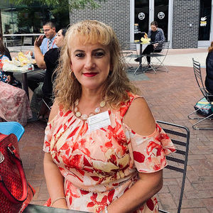 Meet your Posher, Carla